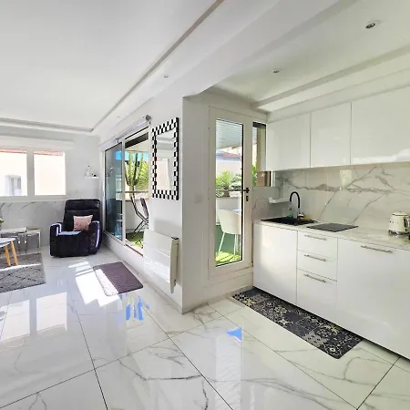 51m2 Gray D'albion, Croisette, Terrasse & Clim * Cannes